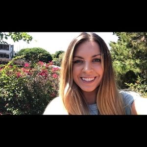 Meet your Posher, Lorena